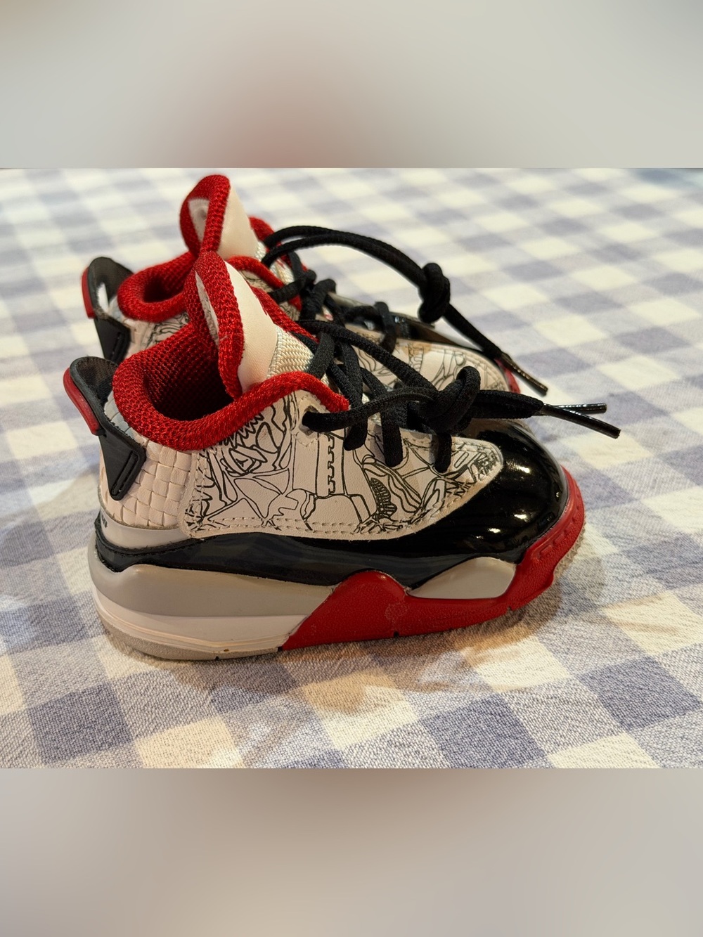 Jordan Dub Zero Baby/Toddler Sneakers. White/Black/Fire Red Laser Print - Picture 2 of 5